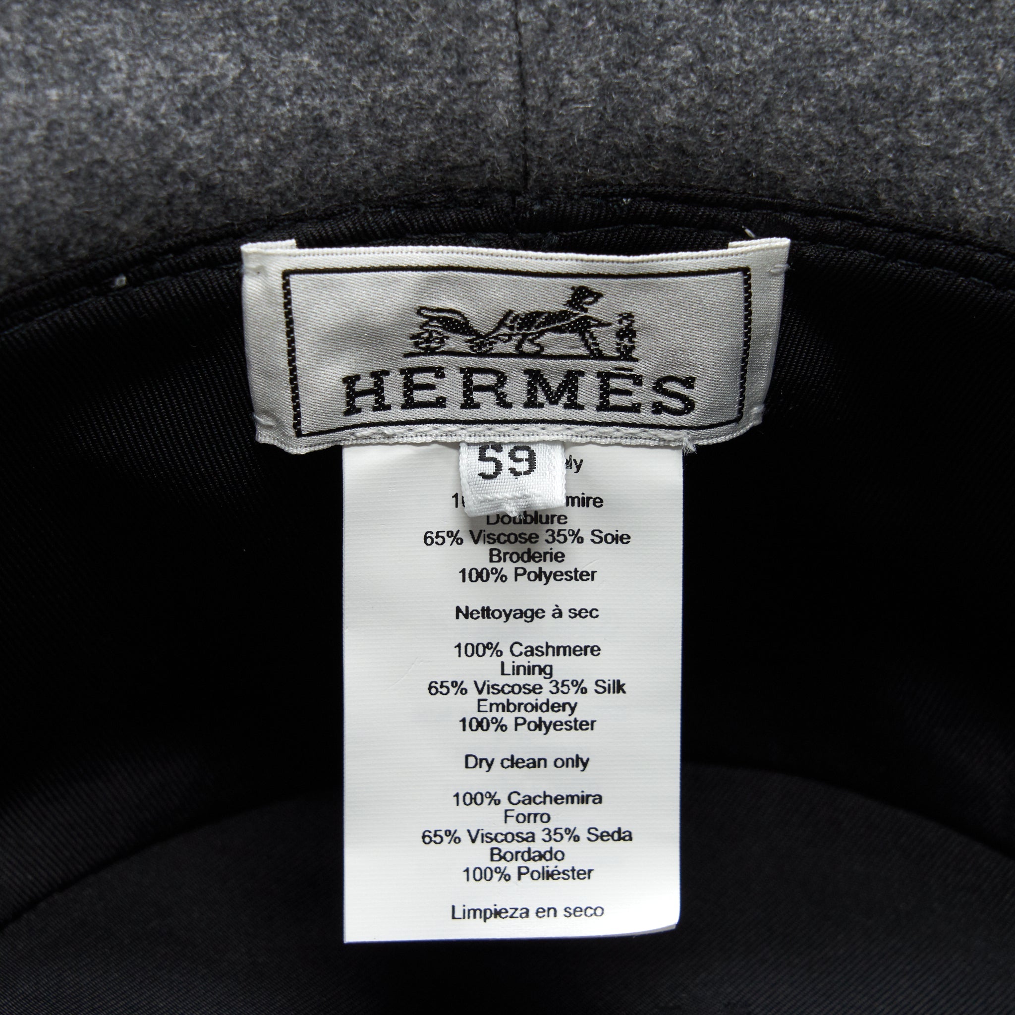 hermes-debbie-charms-bucket-hat