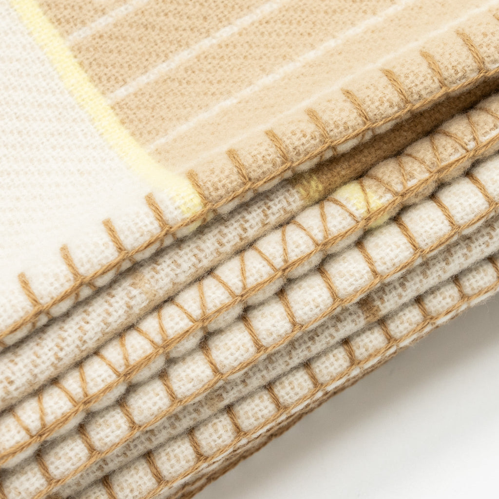 hermes-100x140-avalon-cabriole-blanket-biscuit