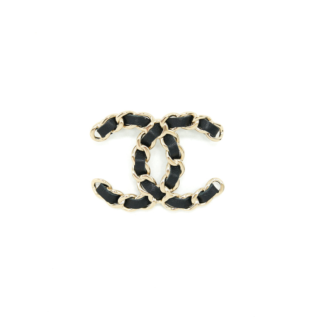 chanel-cc-logo-leather-chain-brooch-black-lghw-2