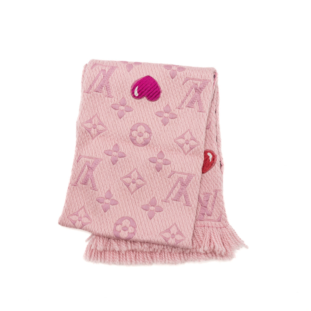 louis-vuitton-scarf-wool-silk-pink-with-limited-print
