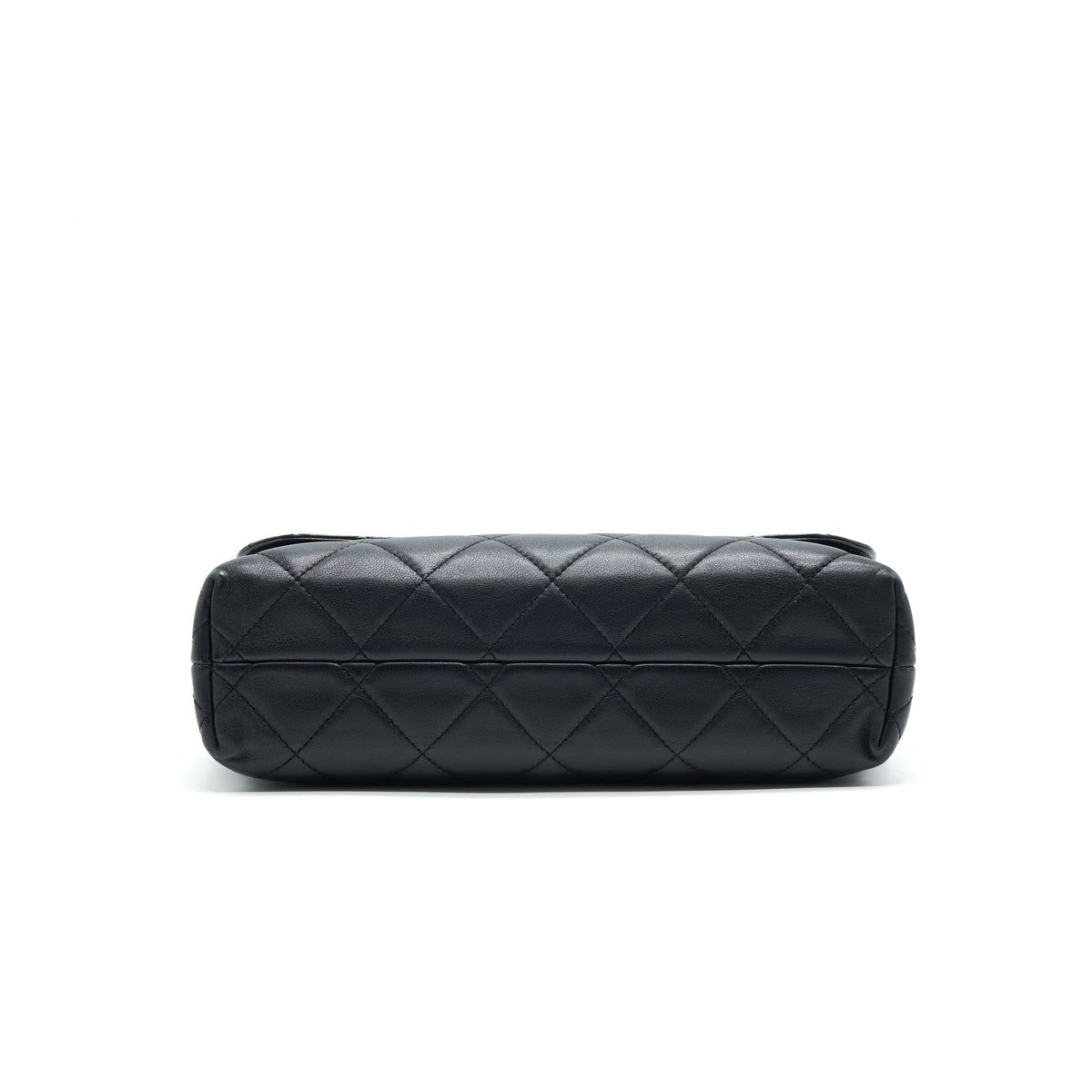 chanel-flap-bag-with-chain-large-black-shw