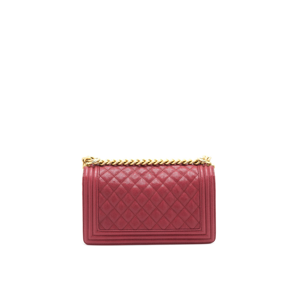 chanel-medium-boy-bag-caviar-raspberry-red-brushed-ghw