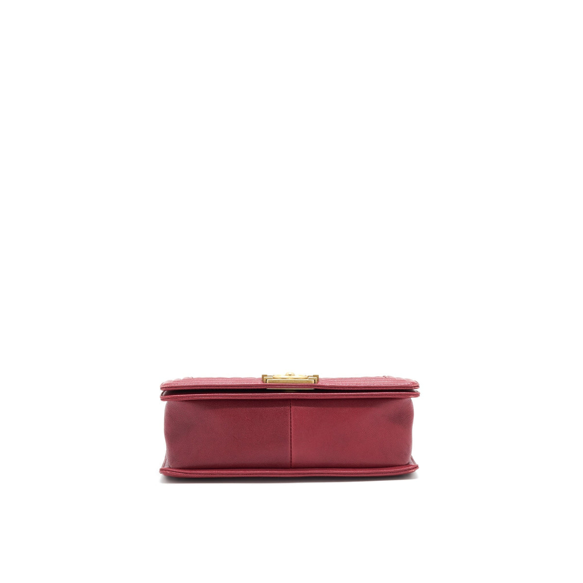 chanel-medium-boy-bag-caviar-raspberry-red-brushed-ghw