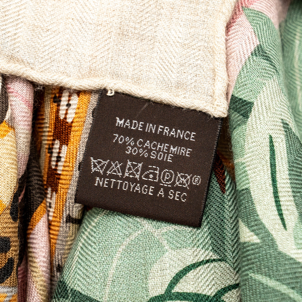 hermes-140cm-cashmere-and-silk-shawl-les-douse-leopards-1