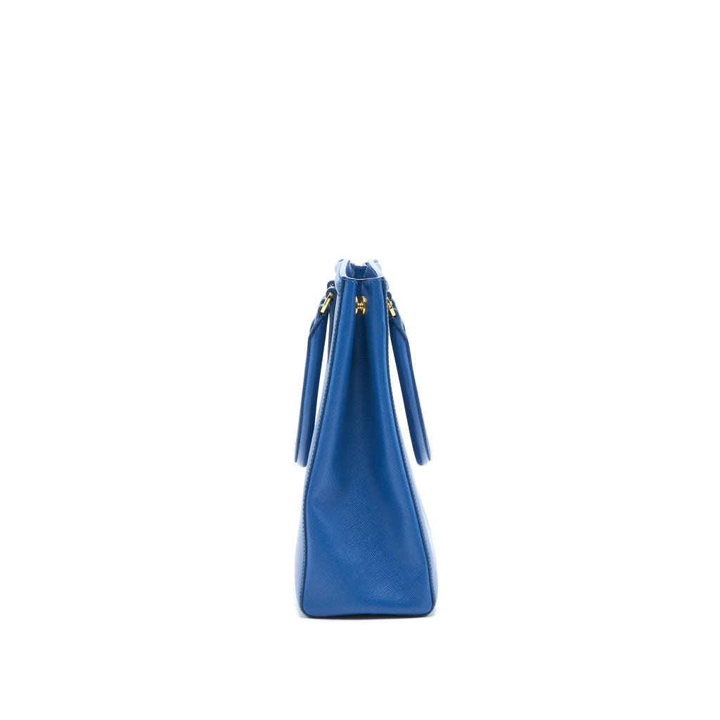 prada-shopping-saffiano-lux-cobalto-bag-in-blue