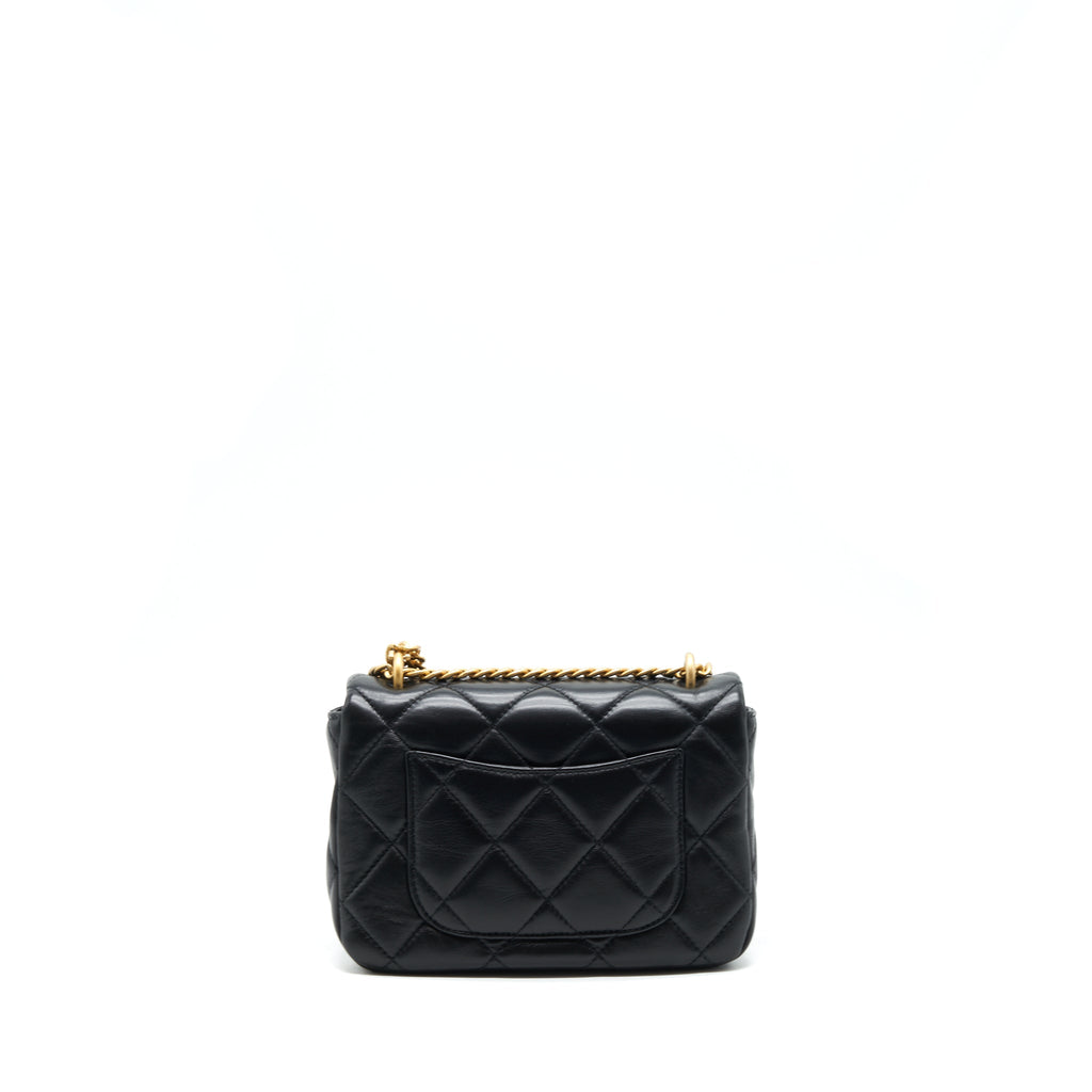 chanel-22p-seasonal-mini-square-flap-bag-lambskin-black-ghw