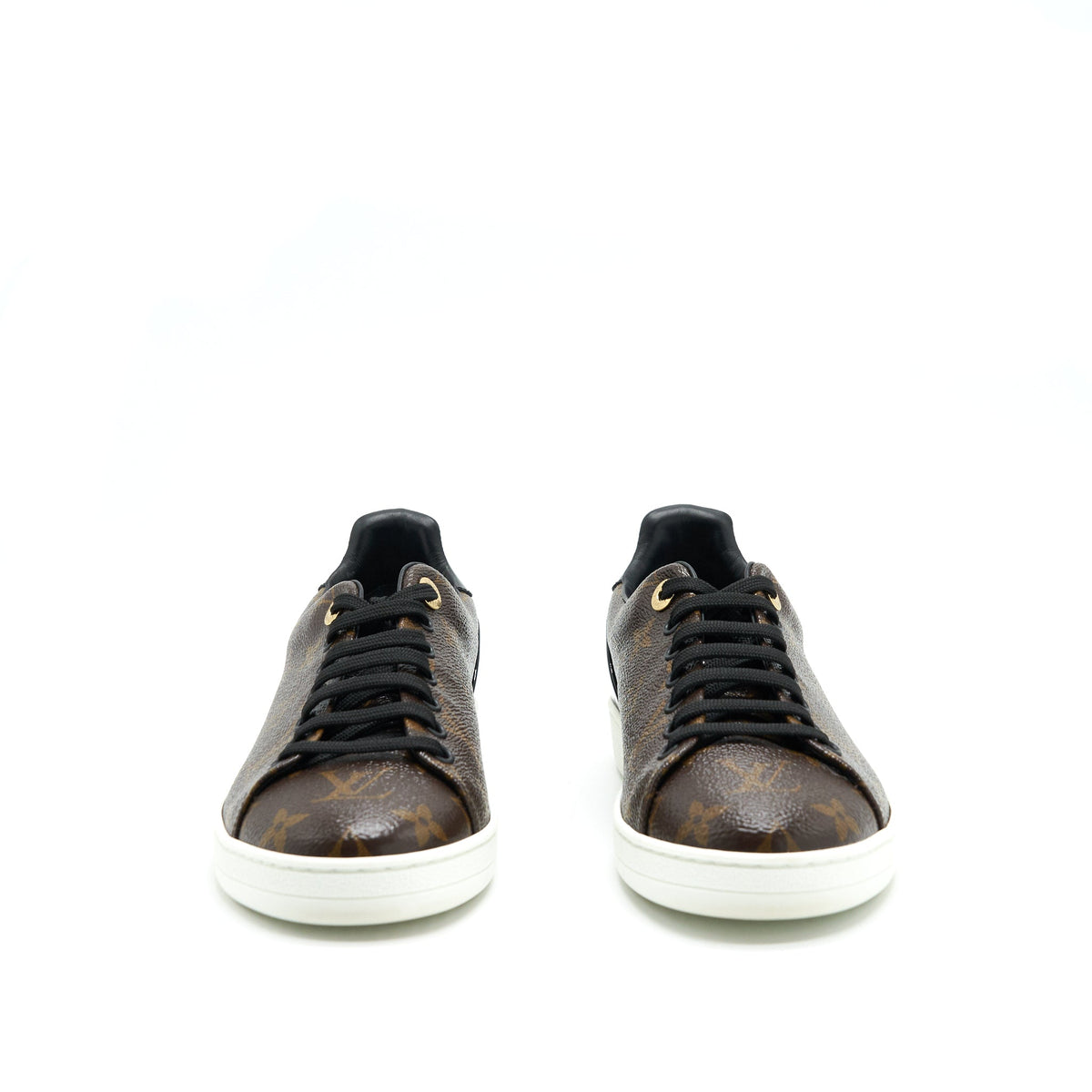 louis-vuitton-size38-frontrow-sneaker