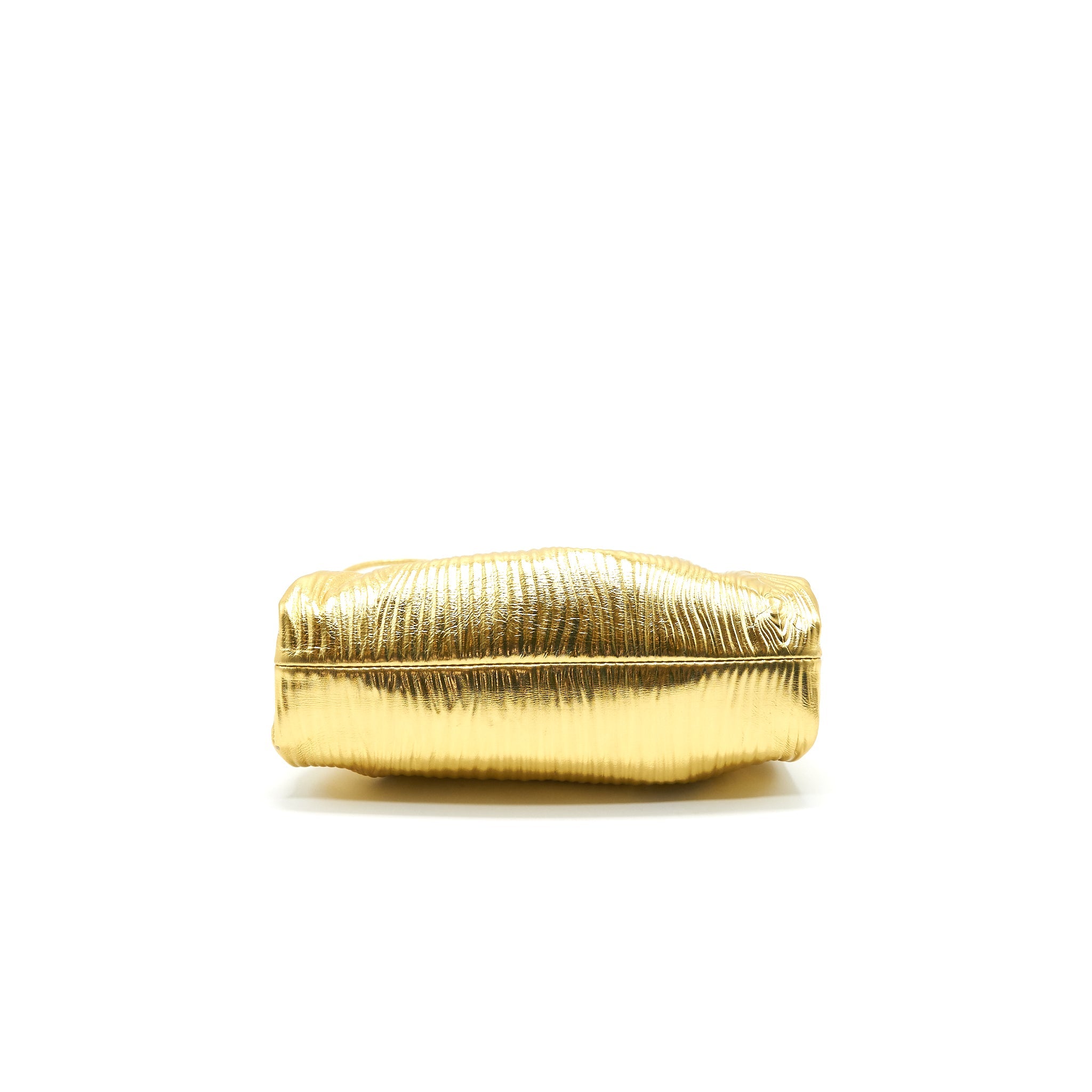 bottega-veneta-the-mini-pouch-color-oro