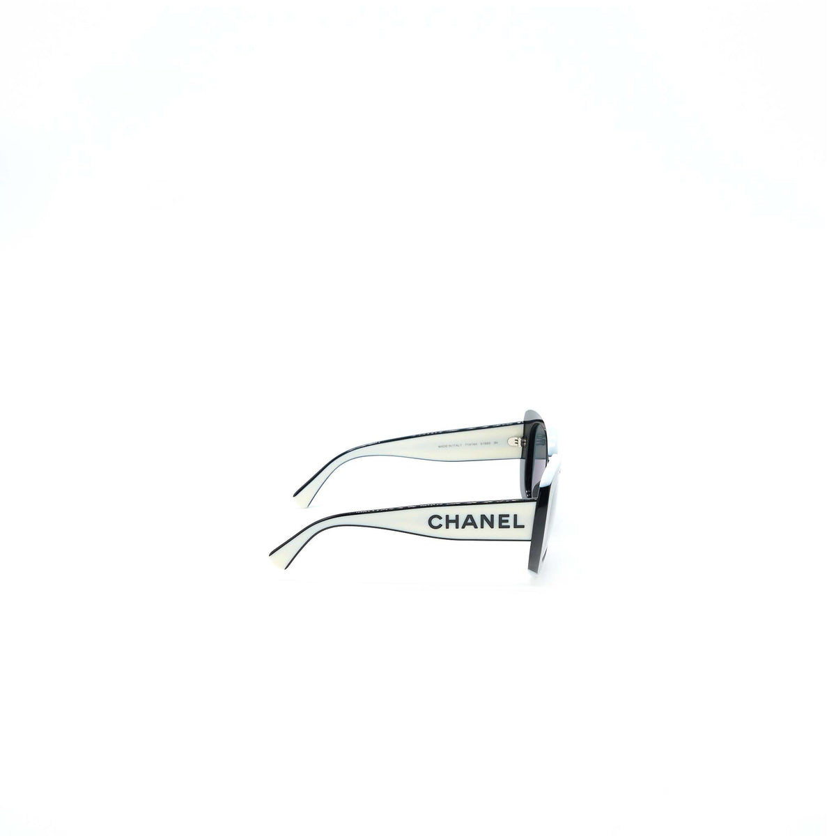 chanel-71414a-square-sunglasses-black-white-shw