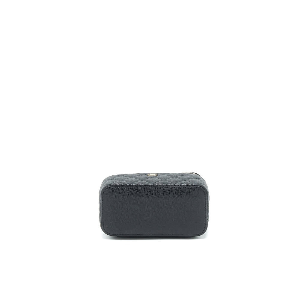 chanel-22c-long-vanity-with-chain-caviar-black-lghw