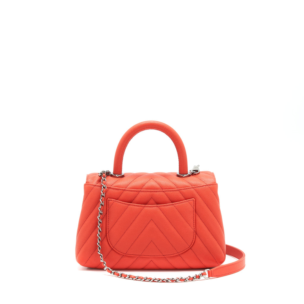 chanel-coco-handle-chevron-small-24cm-coral-red-ruthenium-hardware