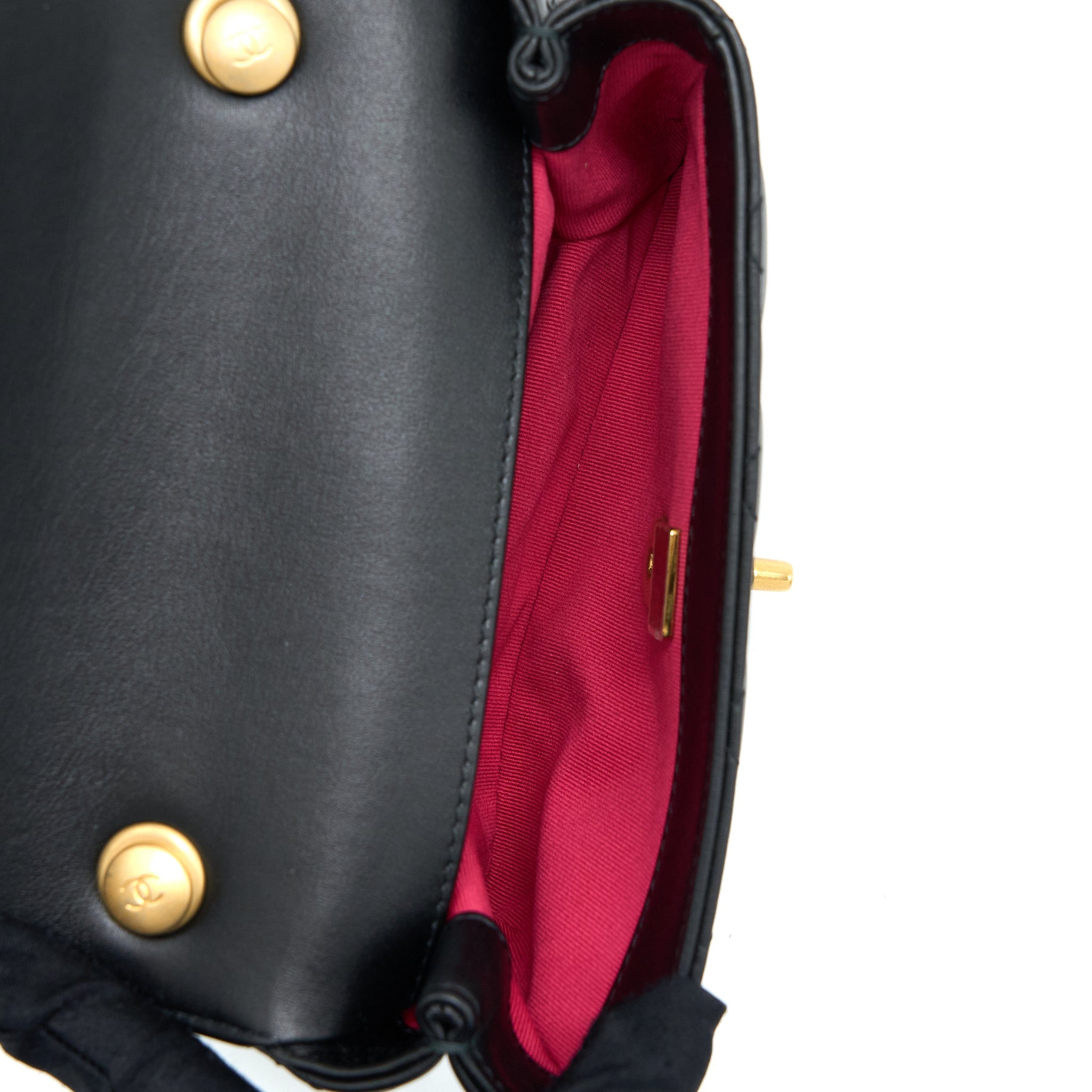 chanel-22s-seasonal-flap-bag-calfskin-black-brushed-ghw-1