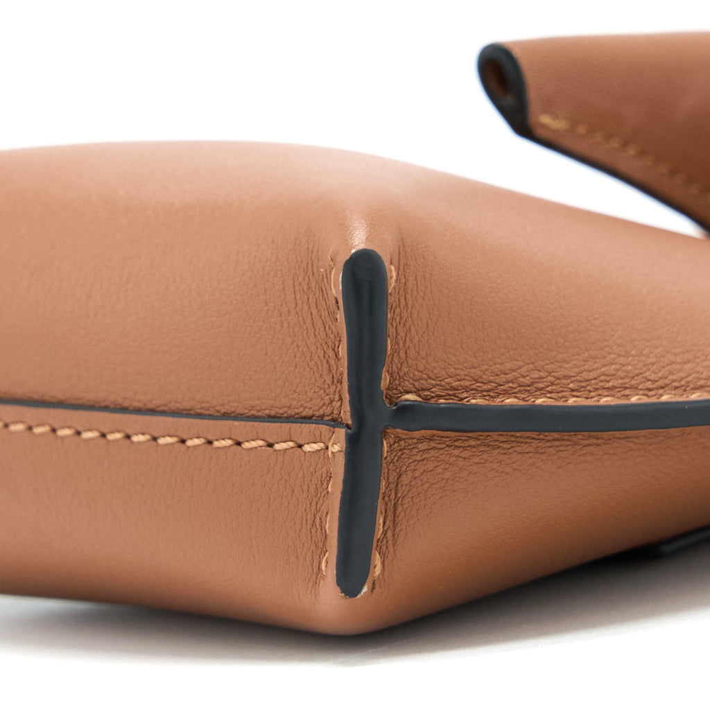 loewe-elephant-phone-pocket-calfskin-tan