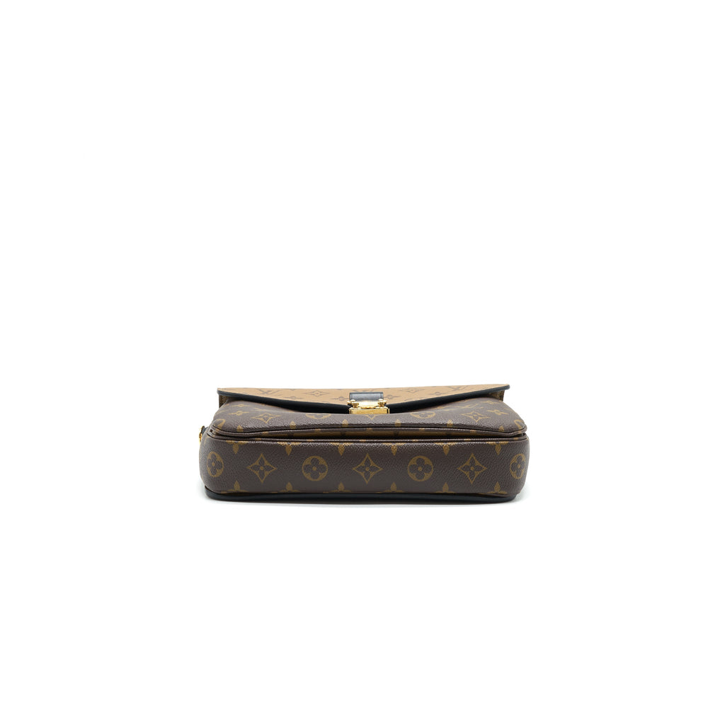 louis-vuitton-pochette-metis-monogram-reverse-canvas-1
