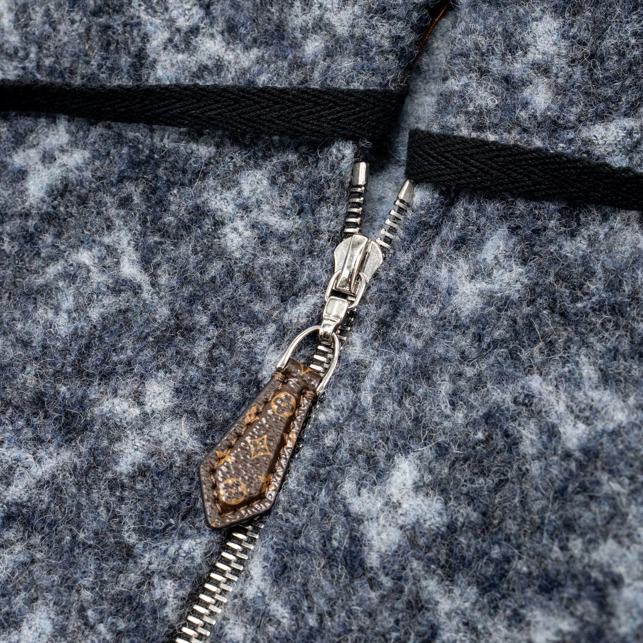 louis-vuitton-size-34-monogram-jacquard-zipped-hoodie-wool-grey-black