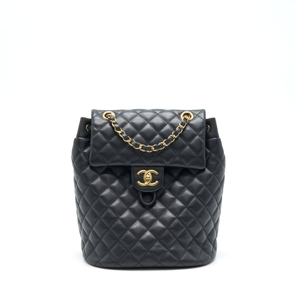 chanel-quilted-backpack-calfskin-black-ghw