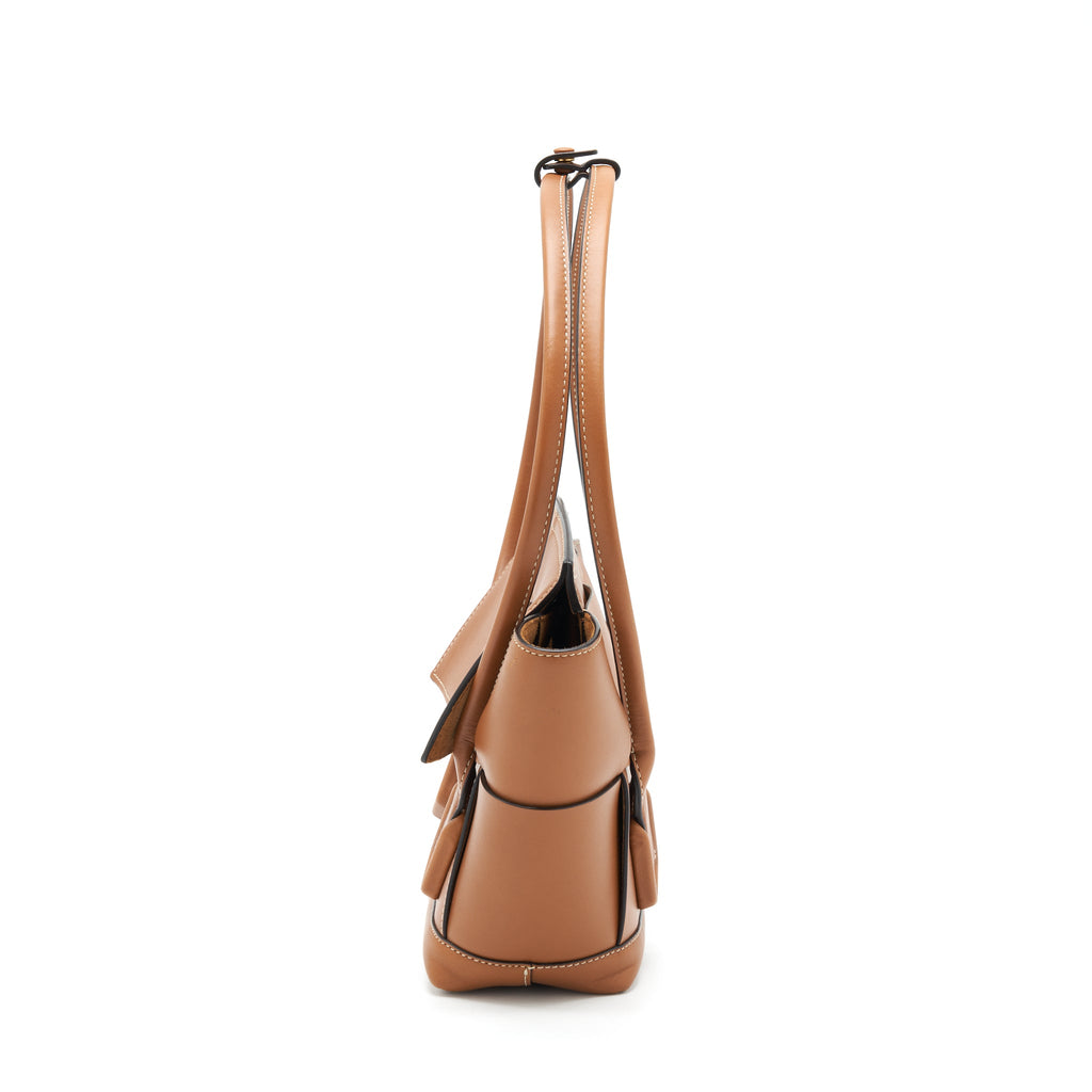 bottega-veneta-small-arco-calfskin-wood