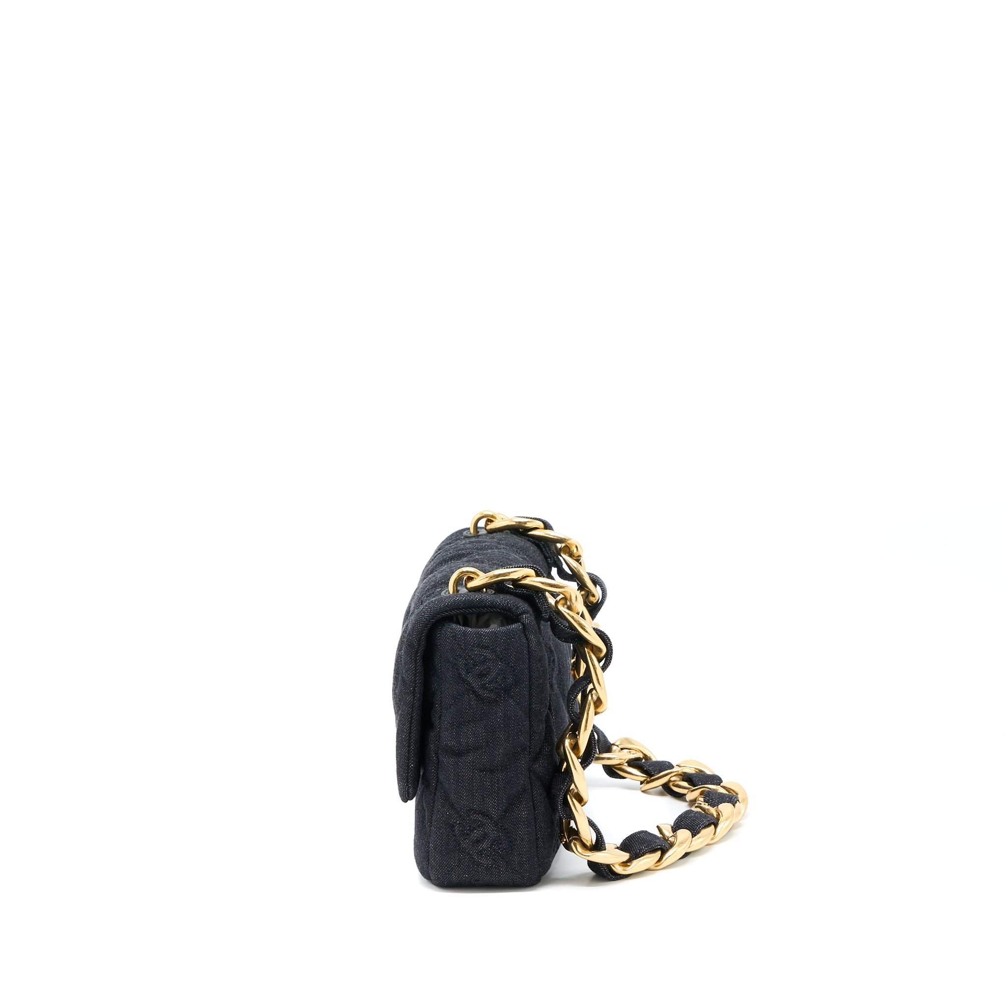 chanel-chunky-chain-flap-bag-denim-brushed-ghw-microchip