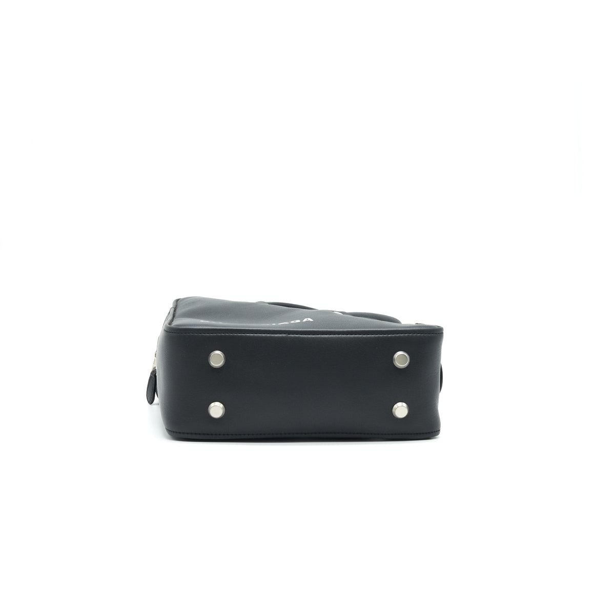 balenciaga-triangle-s-duffle-bag