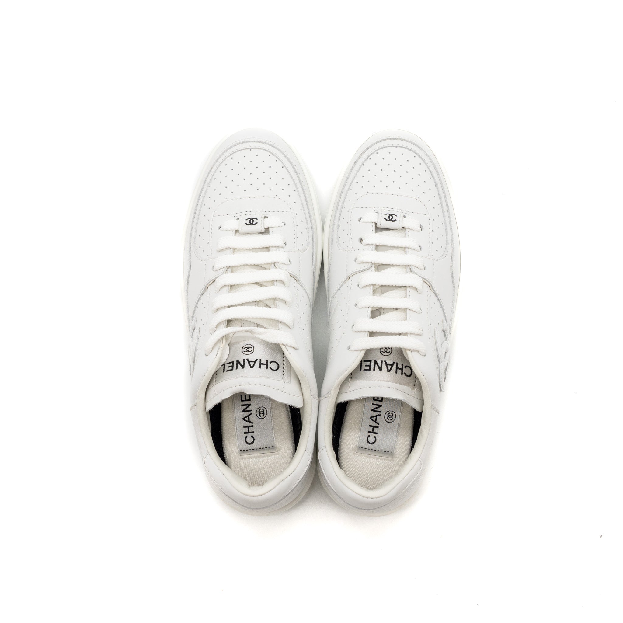 chanel-size-36-cc-logo-sneakers-white