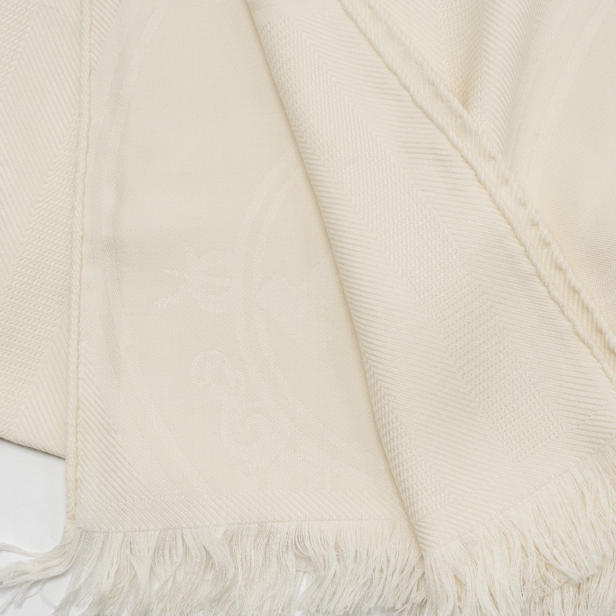 hermes-new-libris-stole-cashmere-ivoire