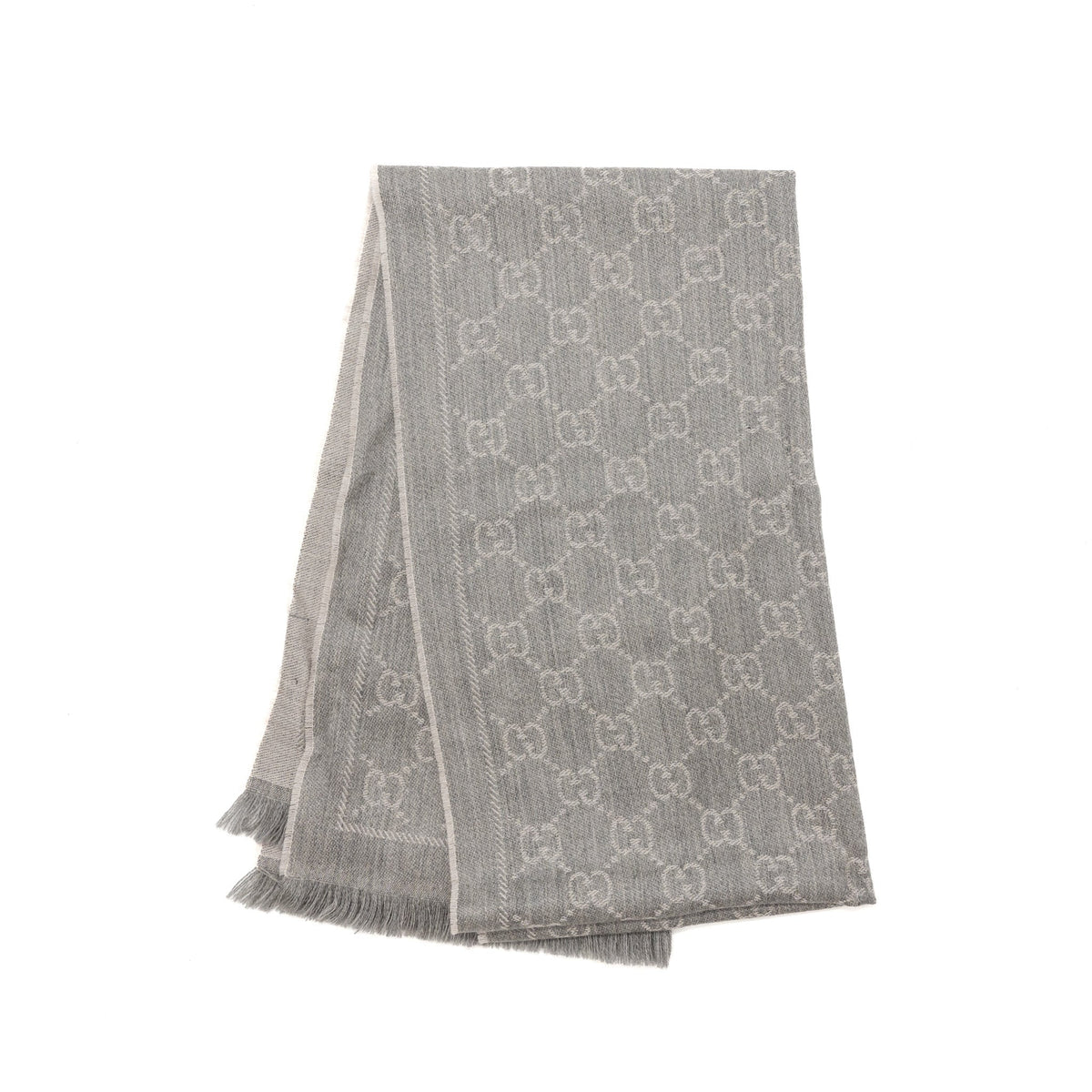 gucci-knitted-wool-scarf-gg-supreme-jacquard-light-grey