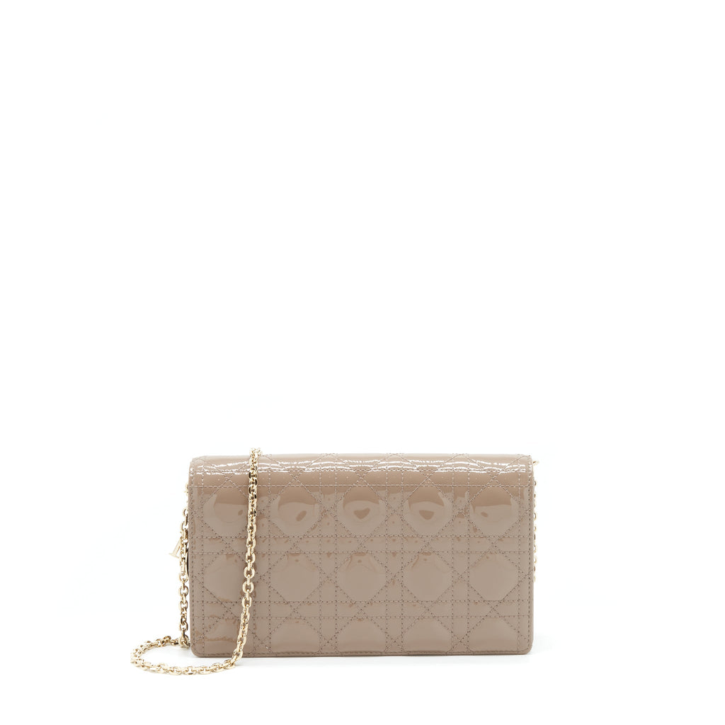 dior-lady-dior-pouch-calfskin-patent-warm-taupe-lghw