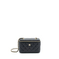 chanel-22s-long-vanity-with-chain-caviar-black-lghw