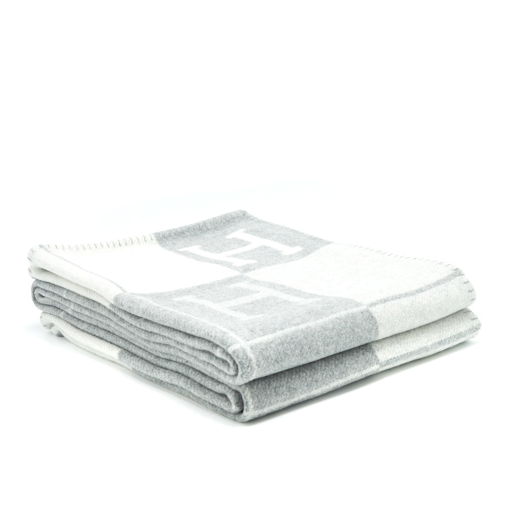 2-hermes-avalon-throw-blanket-template