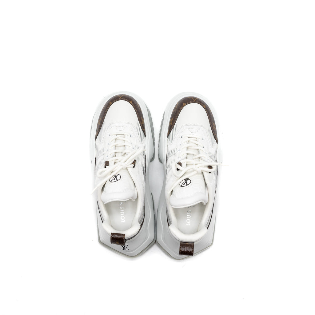 louis-vuitton-white-shoes