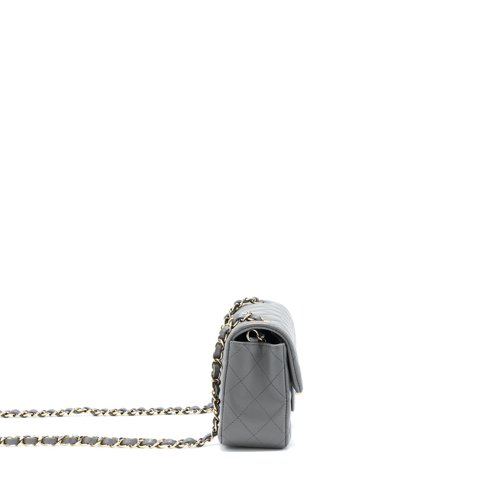 chanel-22a-mini-rectangular-flap-bag-lambskin-grey-lghw-microchip-1