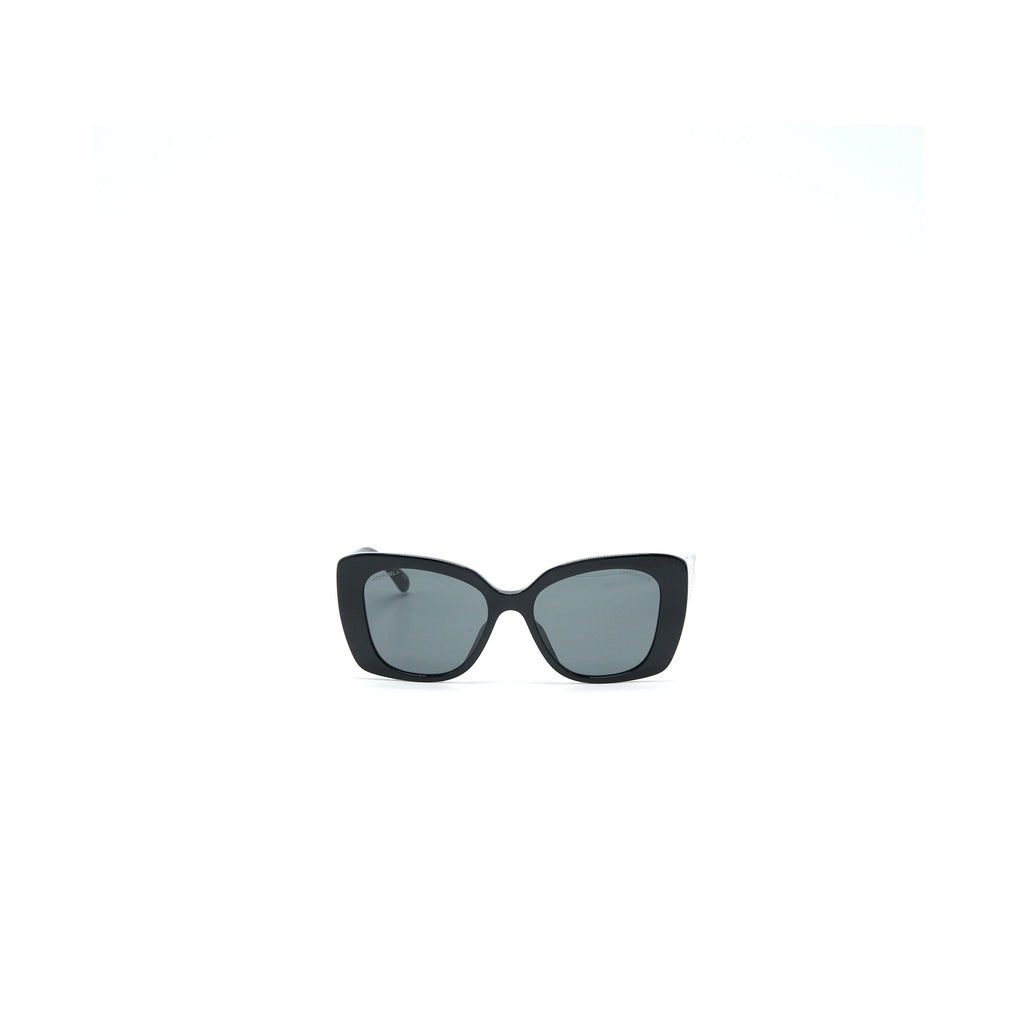 chanel-5422-square-sunglasses-crystal-black-white