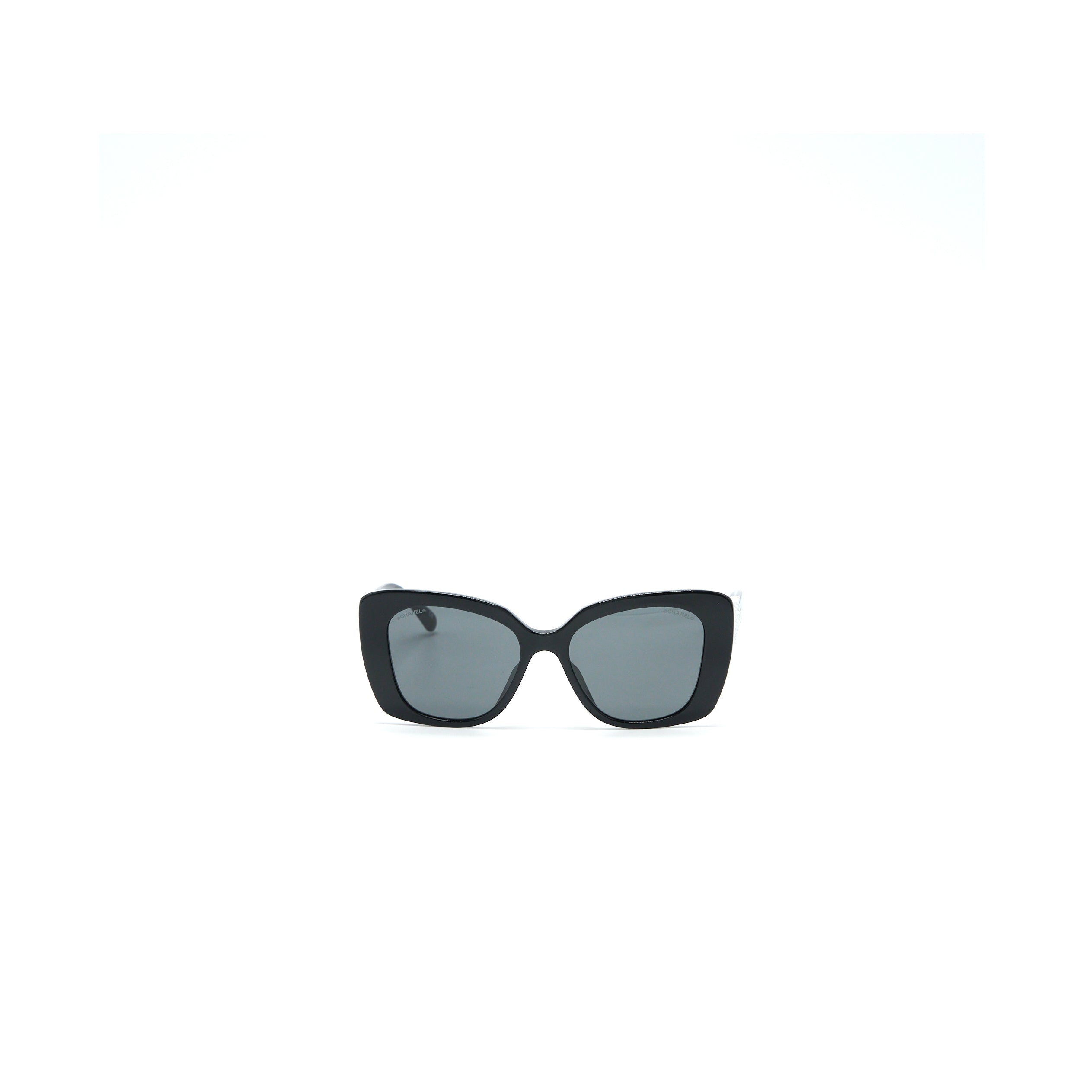 chanel-5422-square-sunglasses-crystal-black-white