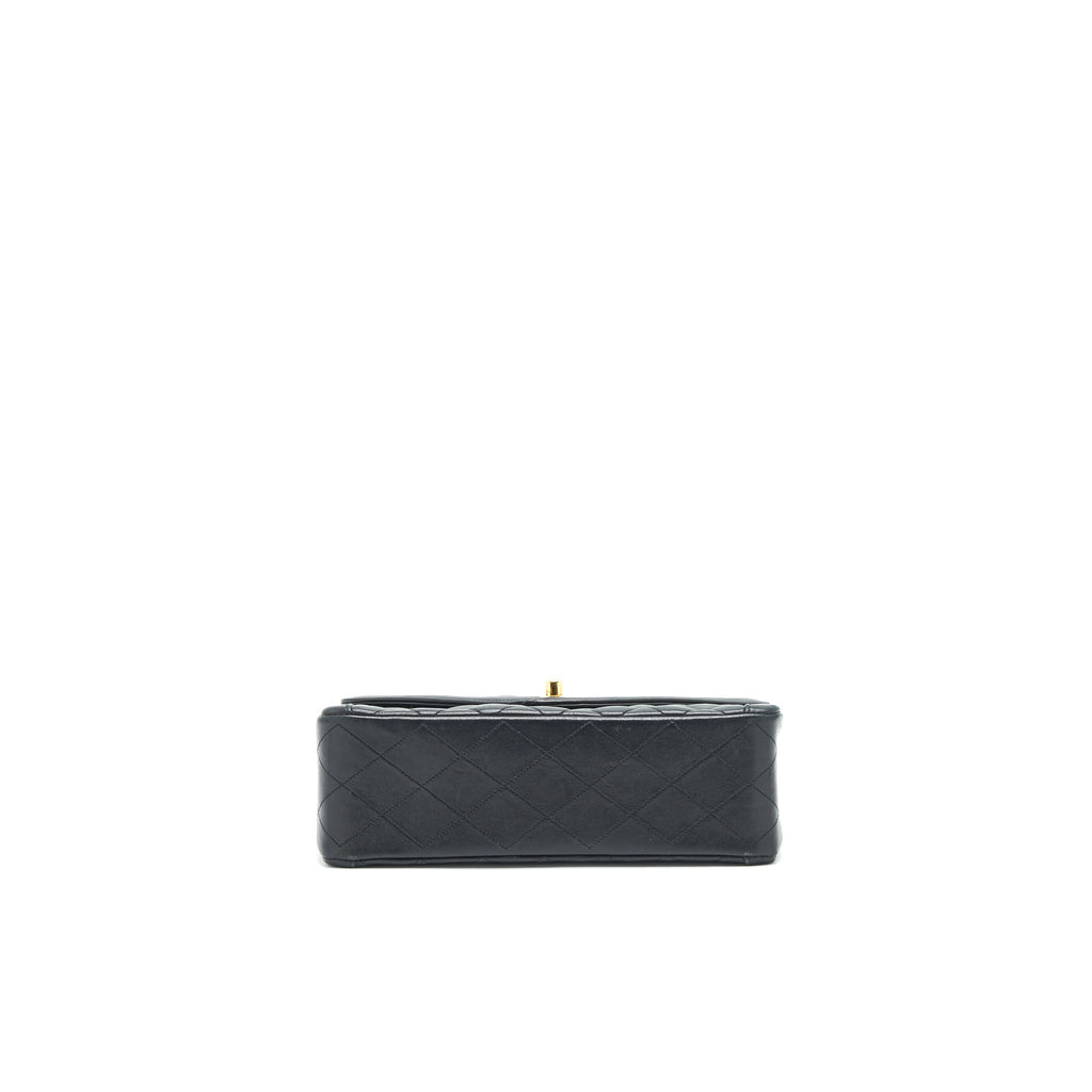 chanel-vintage-cc-flap-bag-in-ghw