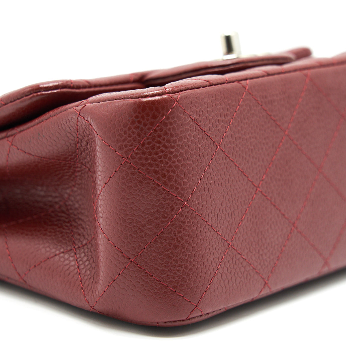 chanel-mini-square-carviar-red-shw