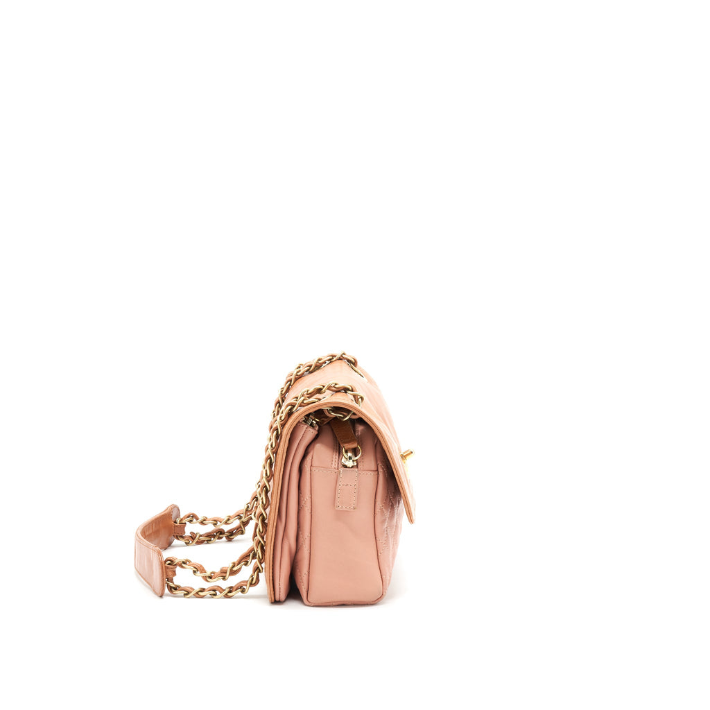 chanel-pink