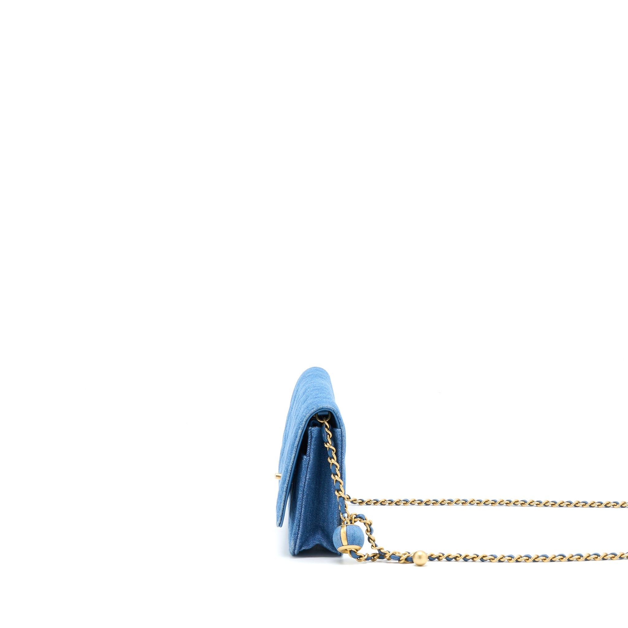 chanel-denim-pearl-crush-wallet-on-chain-denim-blue-brushed-ghw