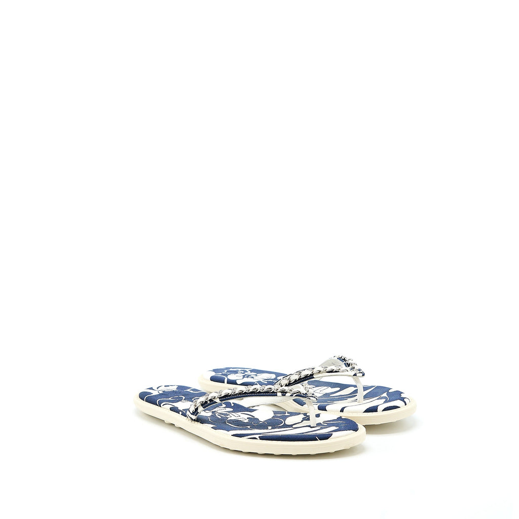 chanel-size-40-flip-flops-with-chain-rubber-canvas-shw