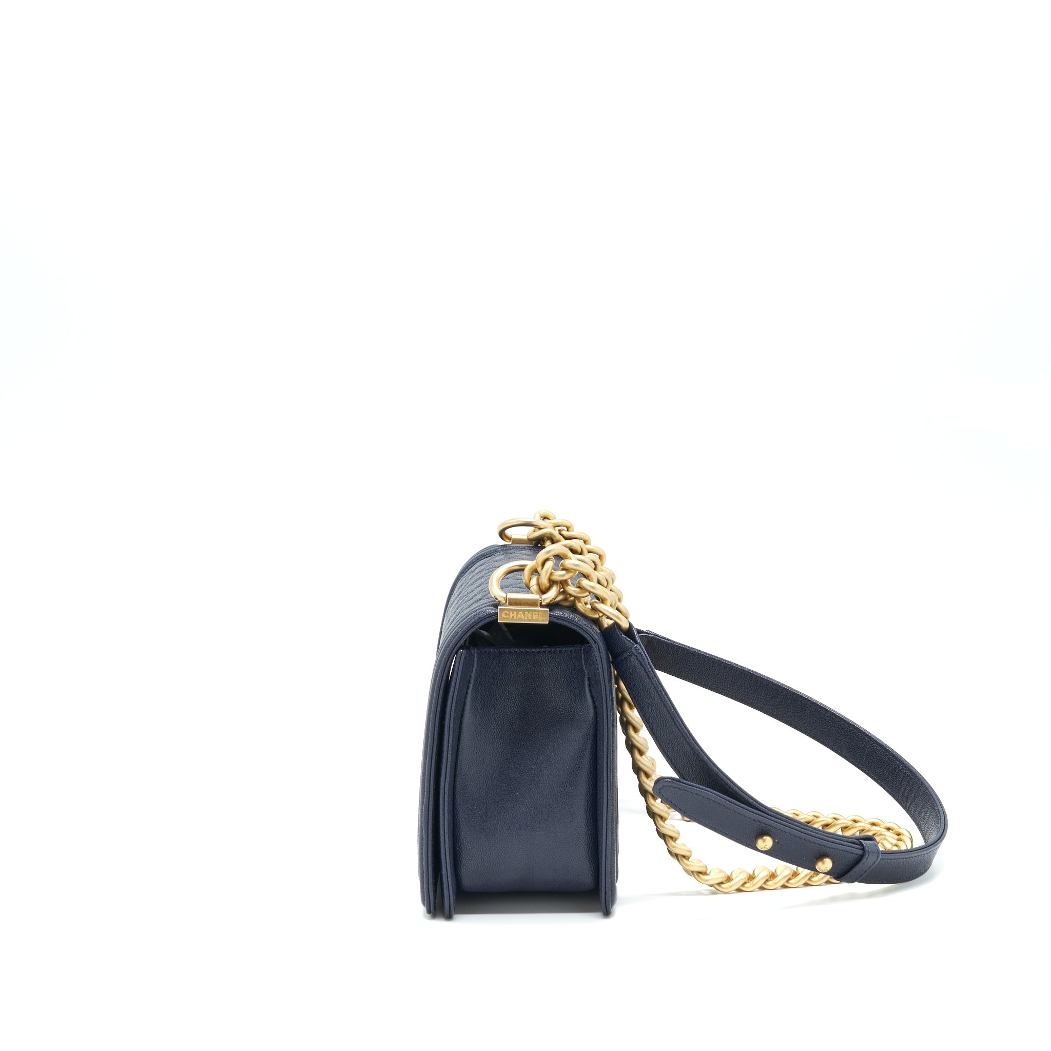 chanel-medium-boy-grained-navy-calfskin-brushed-ghw