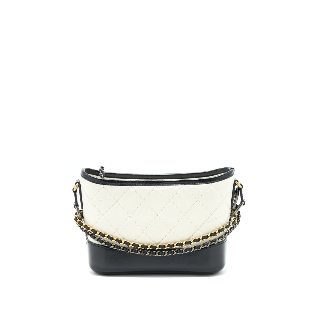 chanel-small-gabrielle-hobo-bag-white-black-2