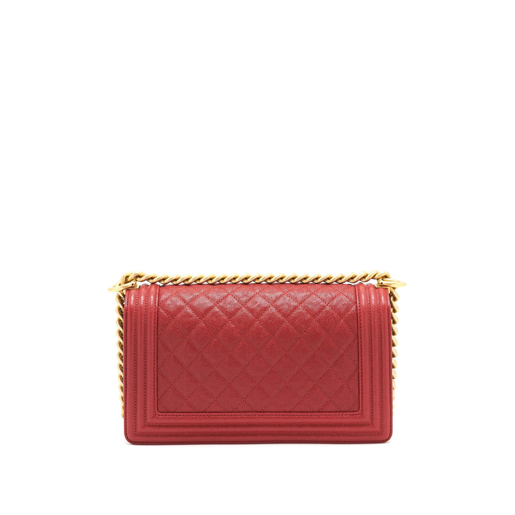chanel-medium-boy-grained-calfskin-red-brushed-ghw