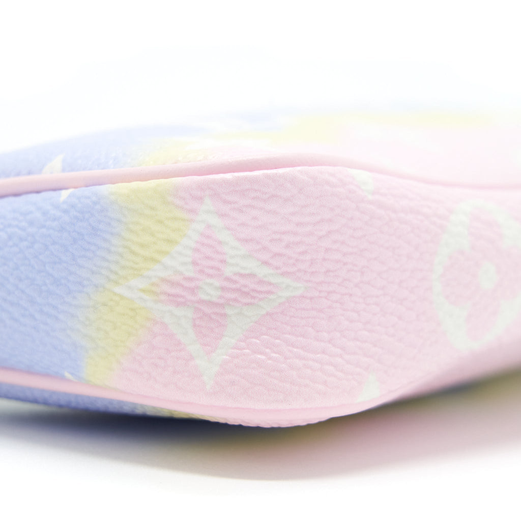 louis-vuitton-mini-pochette-accessories-monogram-escale-limited-edition