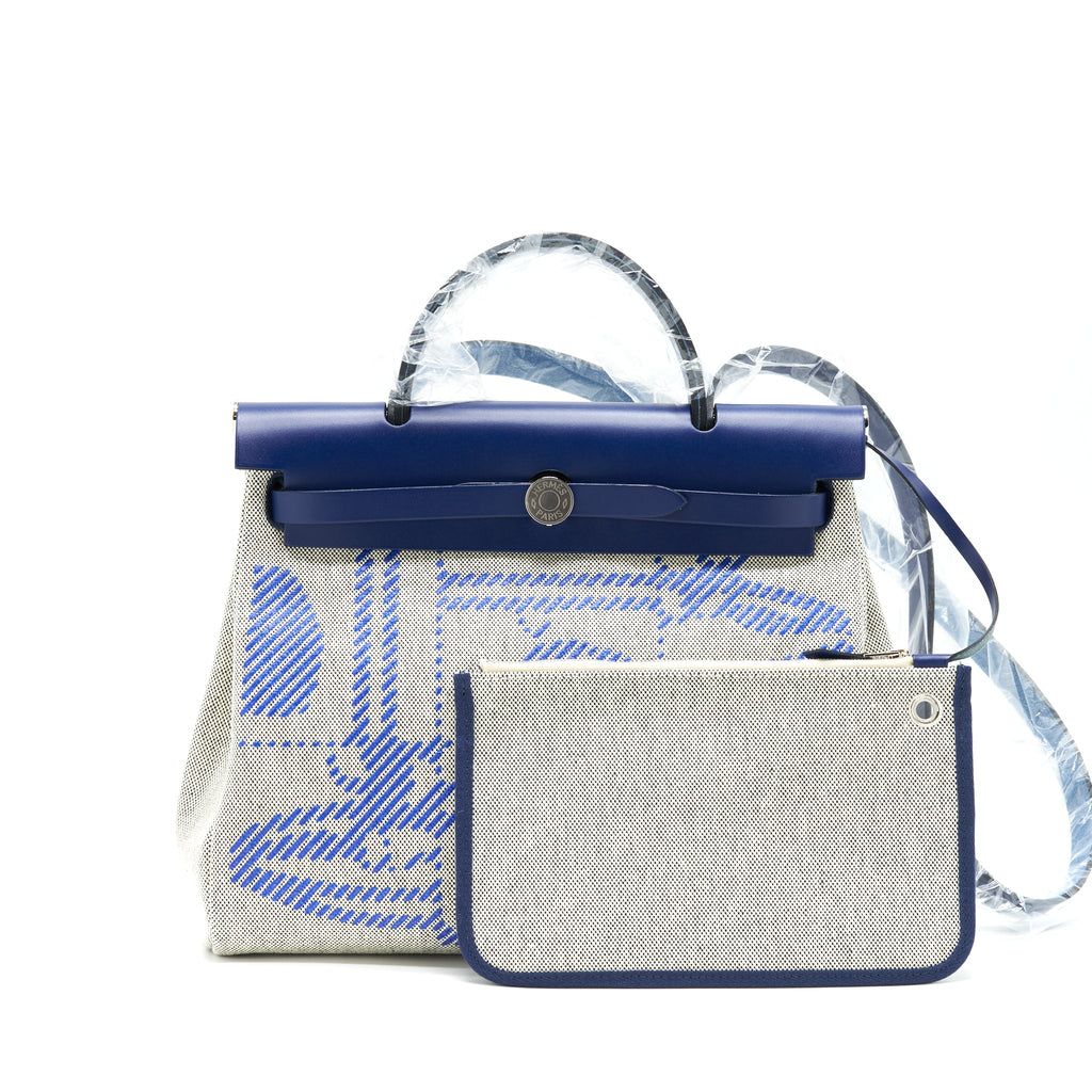 hermes-herbag-zip-31-retourne-bag-blue-de-france-ecru-black