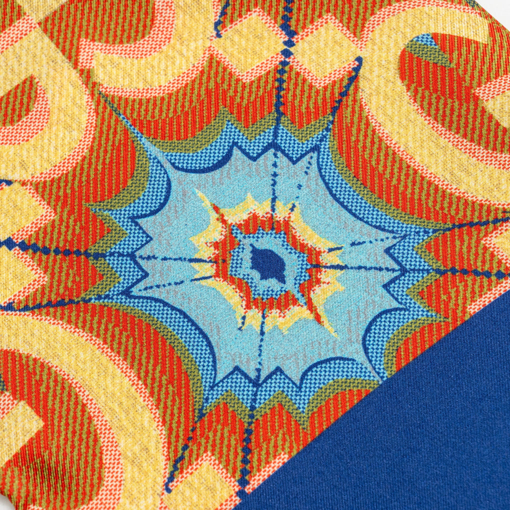 gucci-100th-anniversary-limited-edition-17-2-x-180-scarf-gg-logo-silk-multicolor