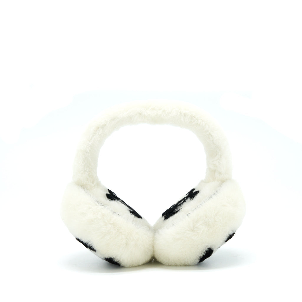 chanel-22p-shearling-cc-logo-earmuffs-white-black