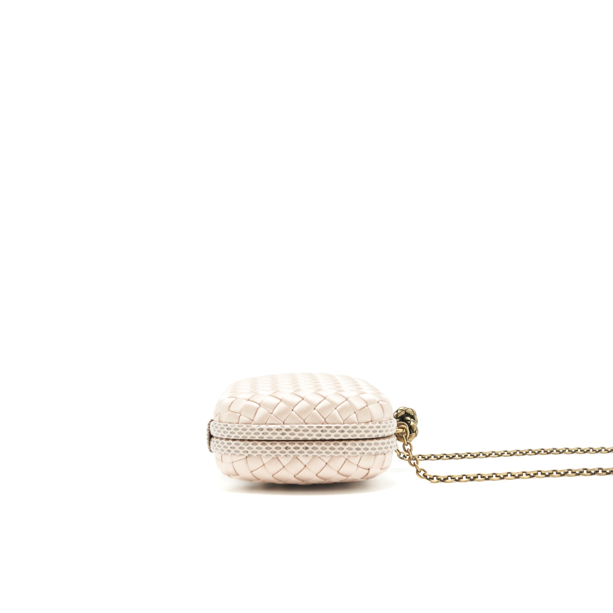 bottega-veneta-stretch-knot-clutch-beige-light-brown