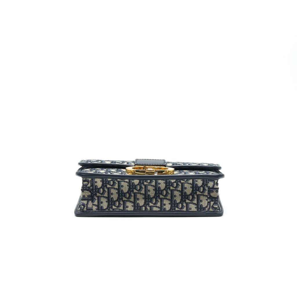 dior-montaigne-30-medium-bag-oblique-jacquard