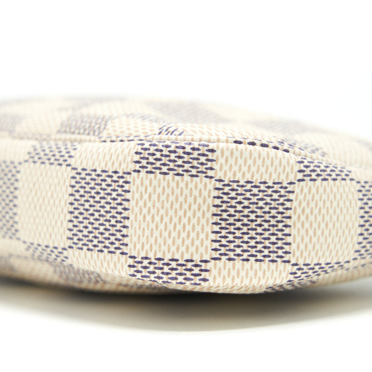 louis-vuitton-mini-pochette-accessories-damier-azur-canvas-1