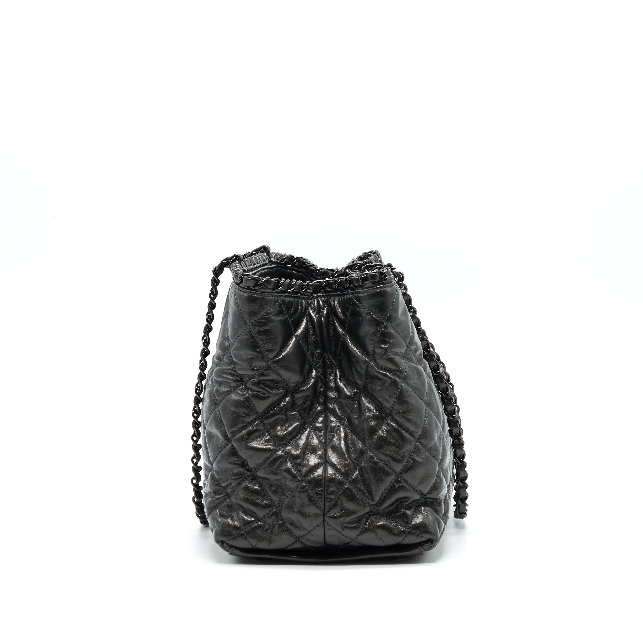 chanel-quilted-tote-bag-with-chain