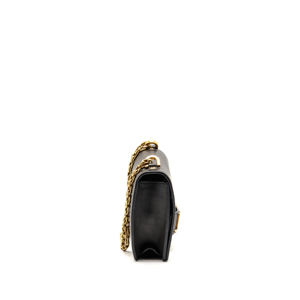 dior-black-1
